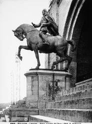 Ruiterstandbeeld van Benito Mussolini; tot de val van het fascisme stond dit beeld in het Littoriale (Stadio comunale) in Bologna