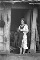 PLATTELAND VAN CROTONE - DE HUIZEN VAN DE LANDHERVORMINGSAUTORITEIT,
