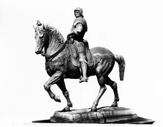 Ruiterstandbeeld van de condottiere Bartolomeo Colleoni (1400-75)