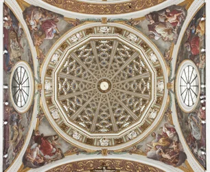 Koepel met fresco