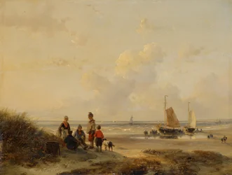 Rustende vissers op een strand bij helder weer
