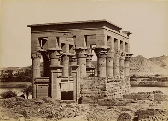 [Kiosk van Philae] / [Kiosk van Phile].