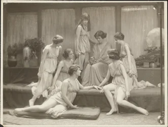 [Isadora Duncan en Groep].
