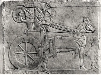 Fragment van een reliëf met het Assyrische leger in gevecht, van het Paleis van Ashurbanipal in Nineveh