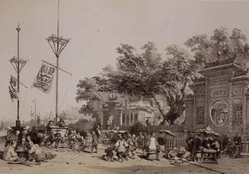 De gevel van de grote tempel van Macao, plaat 9 uit 