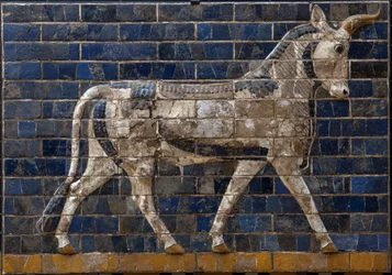 Heilige stier (emaille baksteenreliëfs van de Ishtarpoort)
