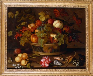 Druiven, Appels, een Perzik en Pruimen in een Mand met Lelietjes-van-dalen