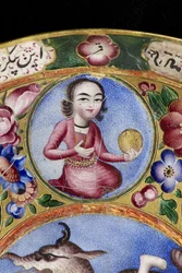 Gedekte kom, schotel en lepel met astrologische decoratie, begin 19e eeuw