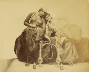 Caïro Almees.
