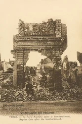 Neptunuspoort na het bombardement, Ieper