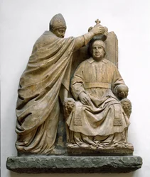 Kardinaal Latino di Carlo Orsini (1410-1477) kroont Ferdinand II van Aragon (1452-1516). Marmeren sculptuur van Benedetto da Maiano (1442-1497). Florence, Museo Nazionale del Bargello