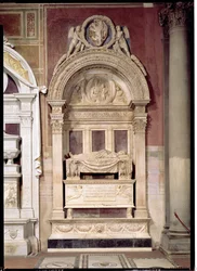 Grafmonument van Leonardo Bruni (1369-1444), 1446-50
