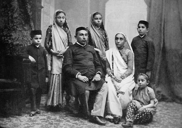 Een Parsi familie, 1902