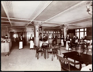 Café in het Hotel Majestic, 1902
