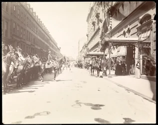 Het personeel van de Gouverneur wacht op de aankomst van Li Hung Chang in het Waldorf Astoria Hotel, New York, 1896
