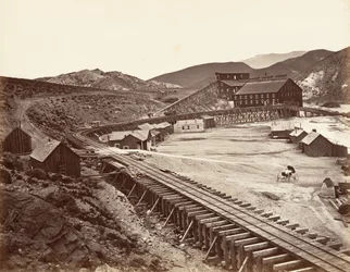 Eureka Quartz Mill en Flume, Nevada, 1875, gedrukt ca. 1876