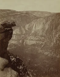 Yosemite Falls vanaf Glacier Point, 1865-66, gedrukt ca. 1875