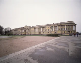De Senaat en Synode Gebouwen in Sint-Petersburg, 1829-1834
