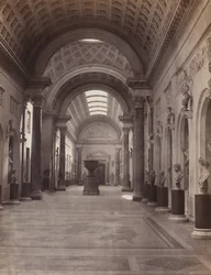 Vaticaan: Galerie Nuovo Braccio, ca. 1860 (albuminedruk van een collodiumnegatief)