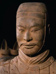 Terracottaleger krijger, Mausoleum van keizer Qin Shi Huang, 3e eeuw v.Chr. (foto)