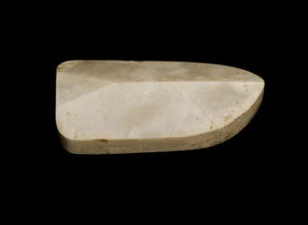 Tong amulet in de vorm van een cicade