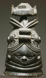 Mende helm masker