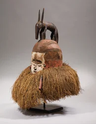 Suku helm masker