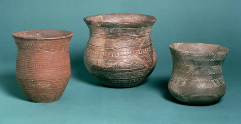 Bekers, uit Los Millares in Spanje, Stanton Harcourt in Oxfordshire en Hongarije, Kopertijd, c.2000 v.Chr.