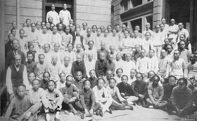 Zetters en drukkers, North China Daily News Office, 1910