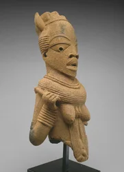 Hoofd en torso van een vrouwelijke figuur, Jos Plateau regio, Nigeria, 500 v.Chr.-200 n.Chr. (aardewerk)