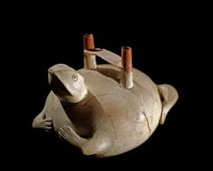 Precolumbiaanse kunst, Paracas beschaving (Peru): kikker-vormige vaas. 800-200 v.Chr. Lima, Nationaal Museum van Antropologie en Archeologie