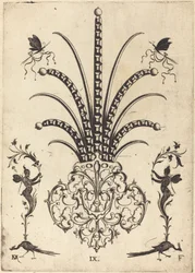 Broche met Tafeldiamanten, Vlinders aan de Bovenkant, en Pauwen en Hermes aan de Onderkant