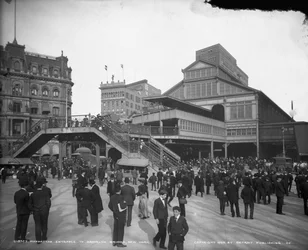 Manhattan ingang van de Brooklyn Bridge, New York, ca. 1905