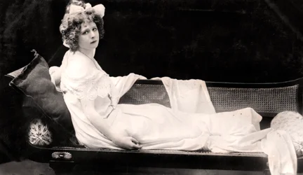 Mabel Love 1874-1953, Engelse actrice en danseres, begin 20e eeuw