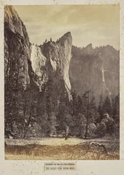 Yo-Sem-i-te Vallei, Californië. De vallei vanaf Pohono Meadows