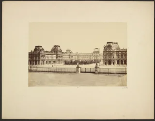 [Het Louvre].