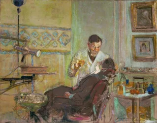 Dokter Georges Viau in zijn tandartspraktijk