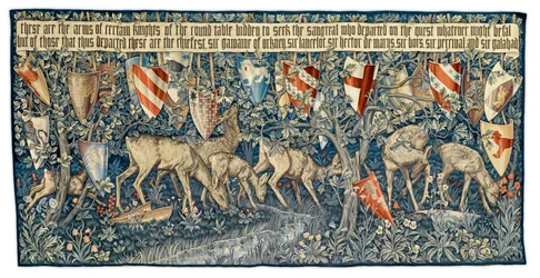 Groen met herten en schilden, wandtapijt ontworpen door de kunstenaar en geweven door Morris en Co., 1909