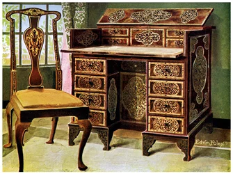 Notenhouten ingelegde schrijftafel
