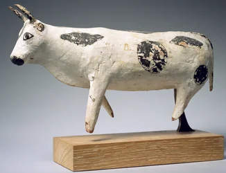 Stier of os, Middenrijk (beschilderd hout)