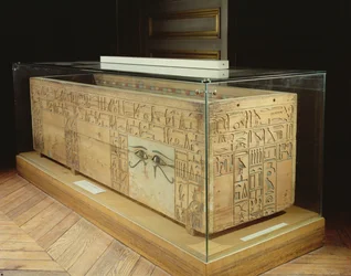 Sarcofaag van Nakhti, kanselier tijdens de regering van Sesostris I (ca.1956-ca.1911 v.Chr.) uit Assioet, Middenrijk