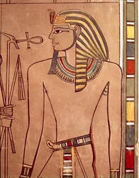 Amenhotep II (ca. 1427-1392 v.Chr.) met een ankh aan zijn lippen, uit de sarcofaagkamer van zijn graf, Nieuwe Koninkrijk