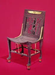 Stoel uit het graf van Toetanchamon (ca. 1370-1352 v.Chr.), met de geest van miljoenen jaren, Nieuwe Rijk