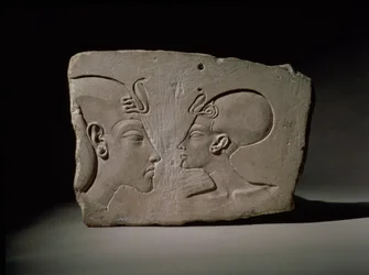 De Wilbour Plaquette, uit modern Amarna, Nieuwe Rijk (kalksteen)