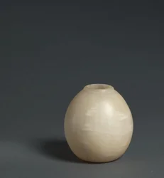 Vaatwerk in de vorm van een struisvogelei, Nieuwe Koninkrijk