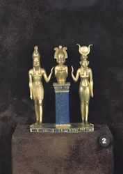 Osiris, Horus, Isis: De Triade van Osorkon II, regering van Osorkon II