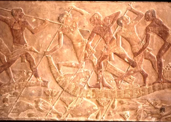 Mannen die vissen spiesen vanuit een papyrusboot, Ptah-Hotep Tombe, 5e Dynastie