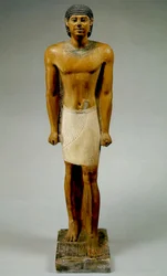 Atjema Staand (beschilderd kalksteen)