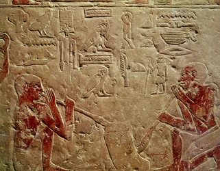 Reliëf met glasblazers, uit de mastaba van Kaemrehu, Sakkara, Oude Rijk, ca. 2325 v.Chr.