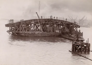 Bouw van de Vauxhall Bridge, Londen, 1903-1904